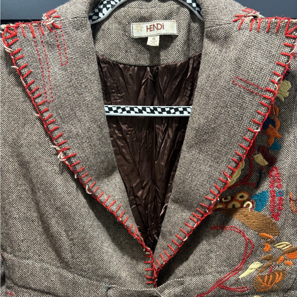 Hendi Embroidered Unique Jacket - image 5